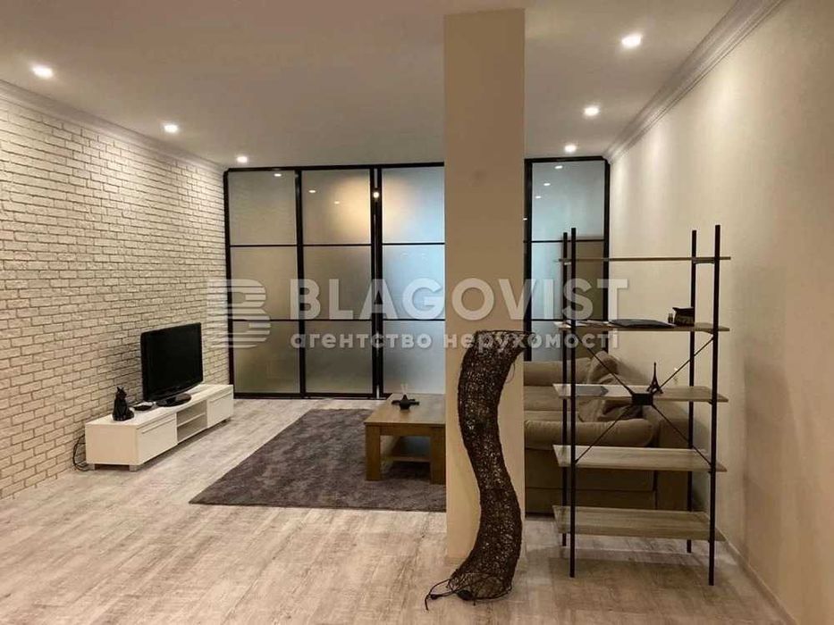 Топ! Продаж Великої 2х-тної Квартири 86 кВ.м! Солом'янка!Г.Шаповала 2