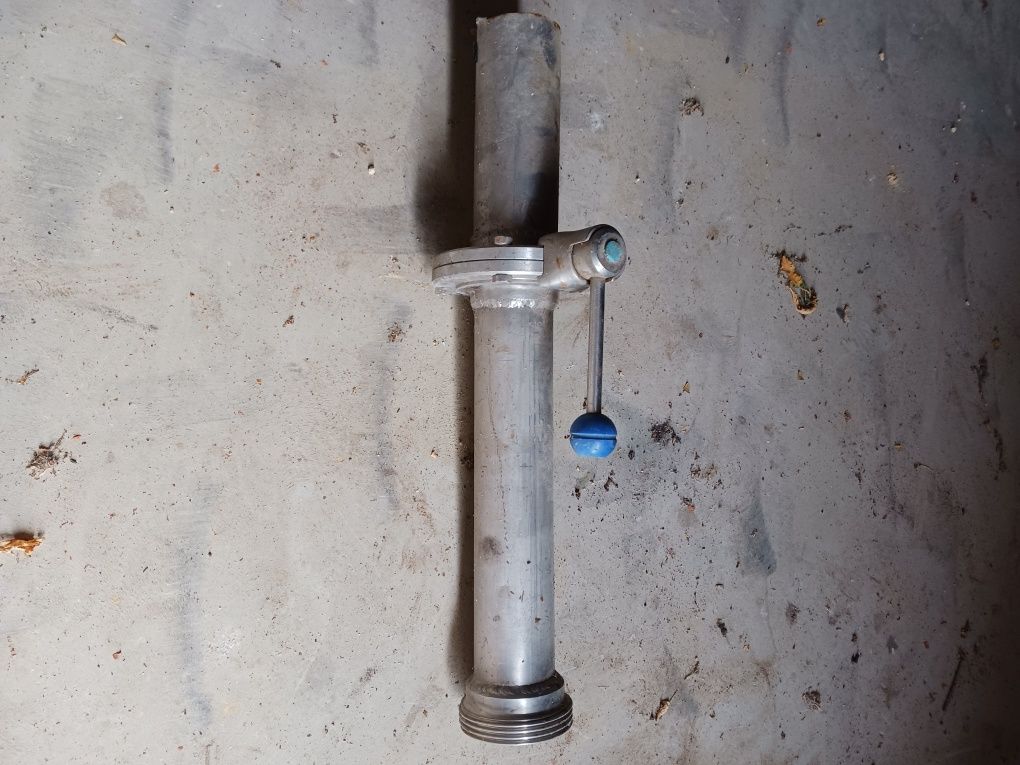 Torneiras de passagem em inox de duas polgadas e meia usadas em bom es