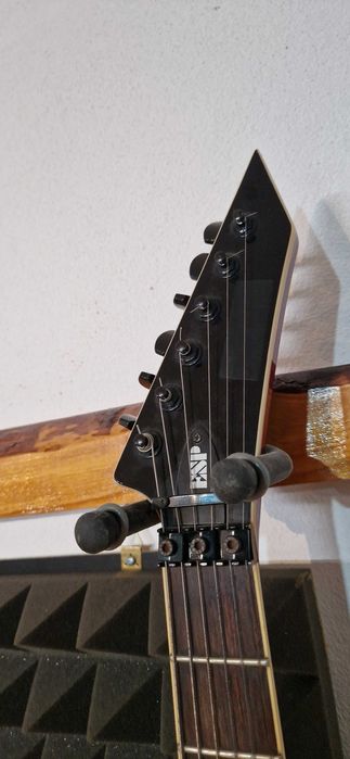 Guitarra ESP LTD impecável