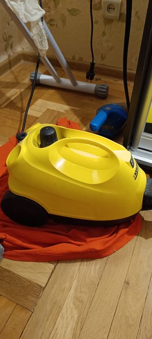 Продам парогенератор утюг karcher