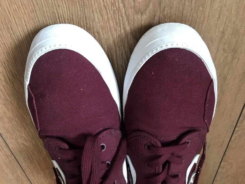 Продам кеди Converse