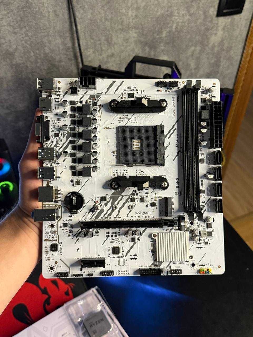 Ryzen 5 5600 + AM4 плата | 6 ядер / 12 потоків | до 4.4 ГГц