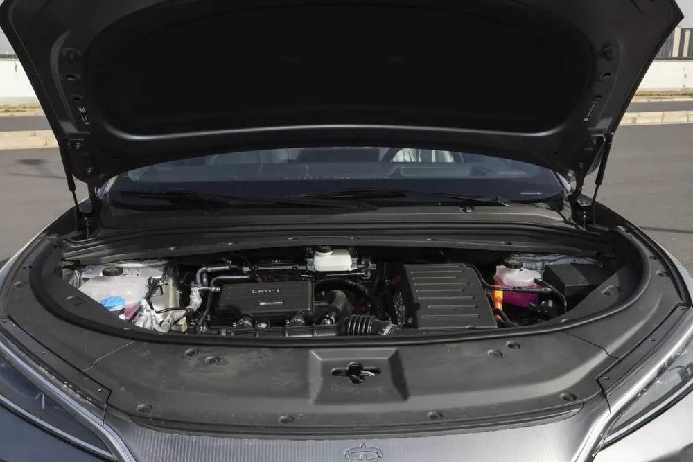 2025 BYD Song L DMi Beyond edition