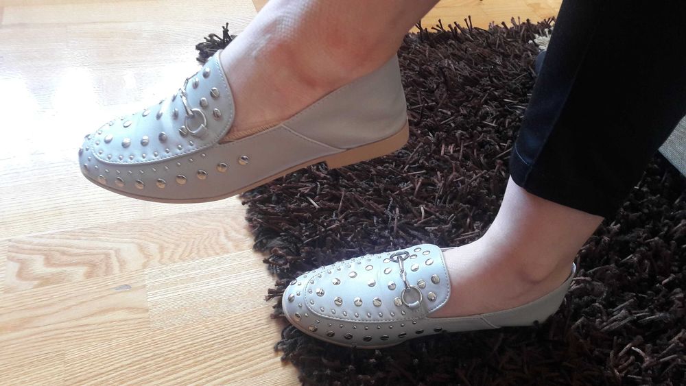 Buty mokasyny jasno szare 36 cienka skóra Vices baleriny