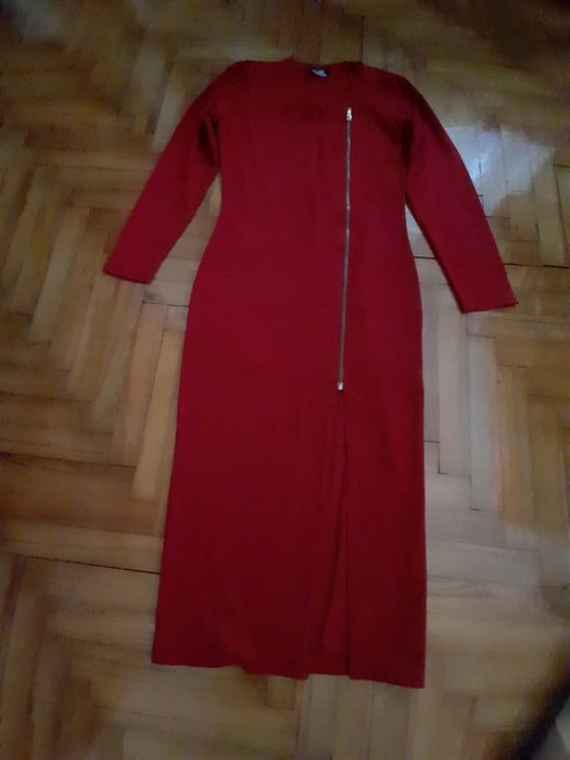 sukienka czerwień karminowa długa nowa