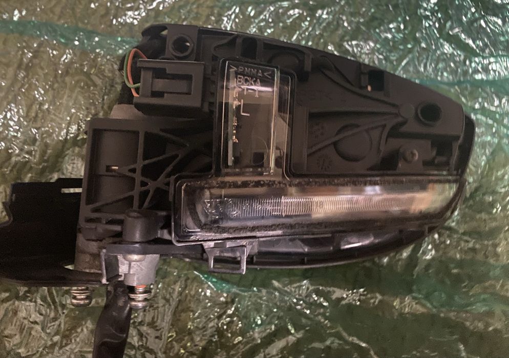 Дзеркало ліве mazda 3 bp sedan