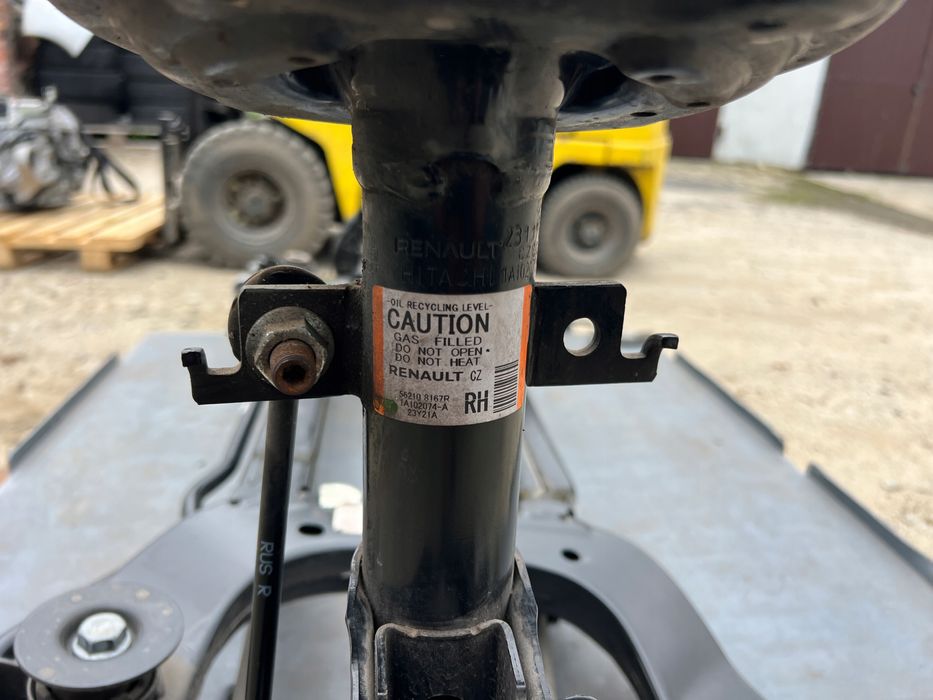 renault megane v e tech zawieszenie tylne zwrotnica belka wózek tylna