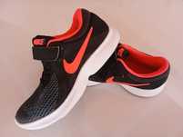 Sapatilhas Nike 32