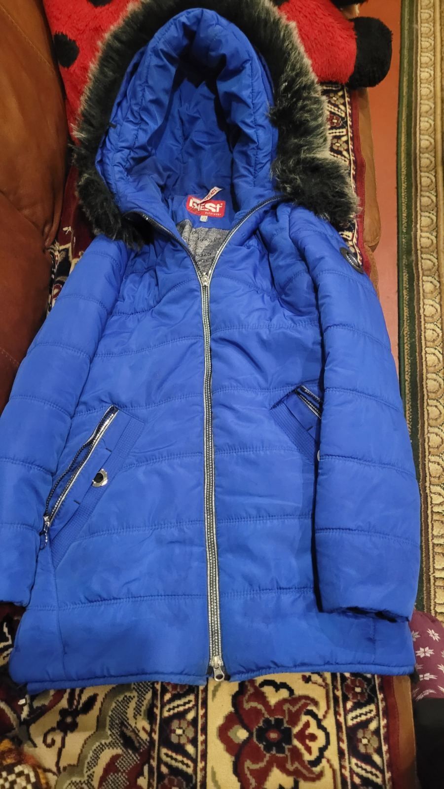 Зимова якісна куртка 42 р М- Л продам або обмін