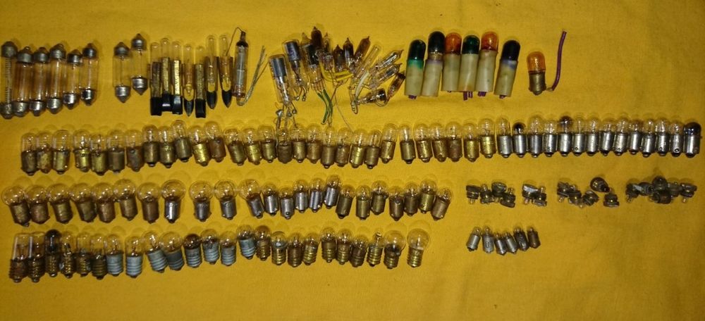 Лампочки накаливания. Радиолампы СССР.