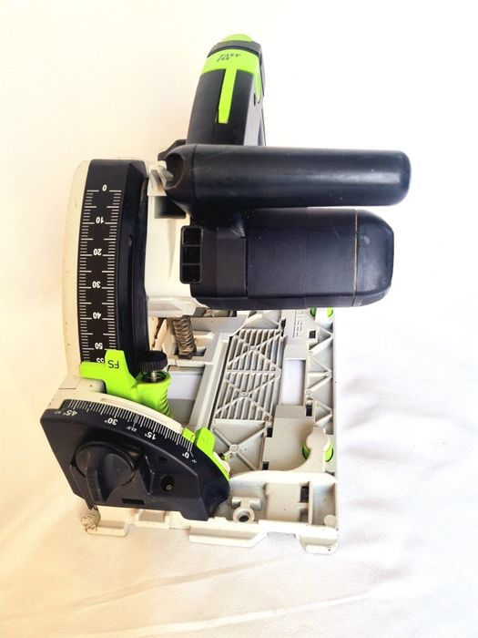 Zagłębiarka, pilarka tarczowa-zagłębiarka FESTOOL TS 55 FEBQ 
Precyzyj