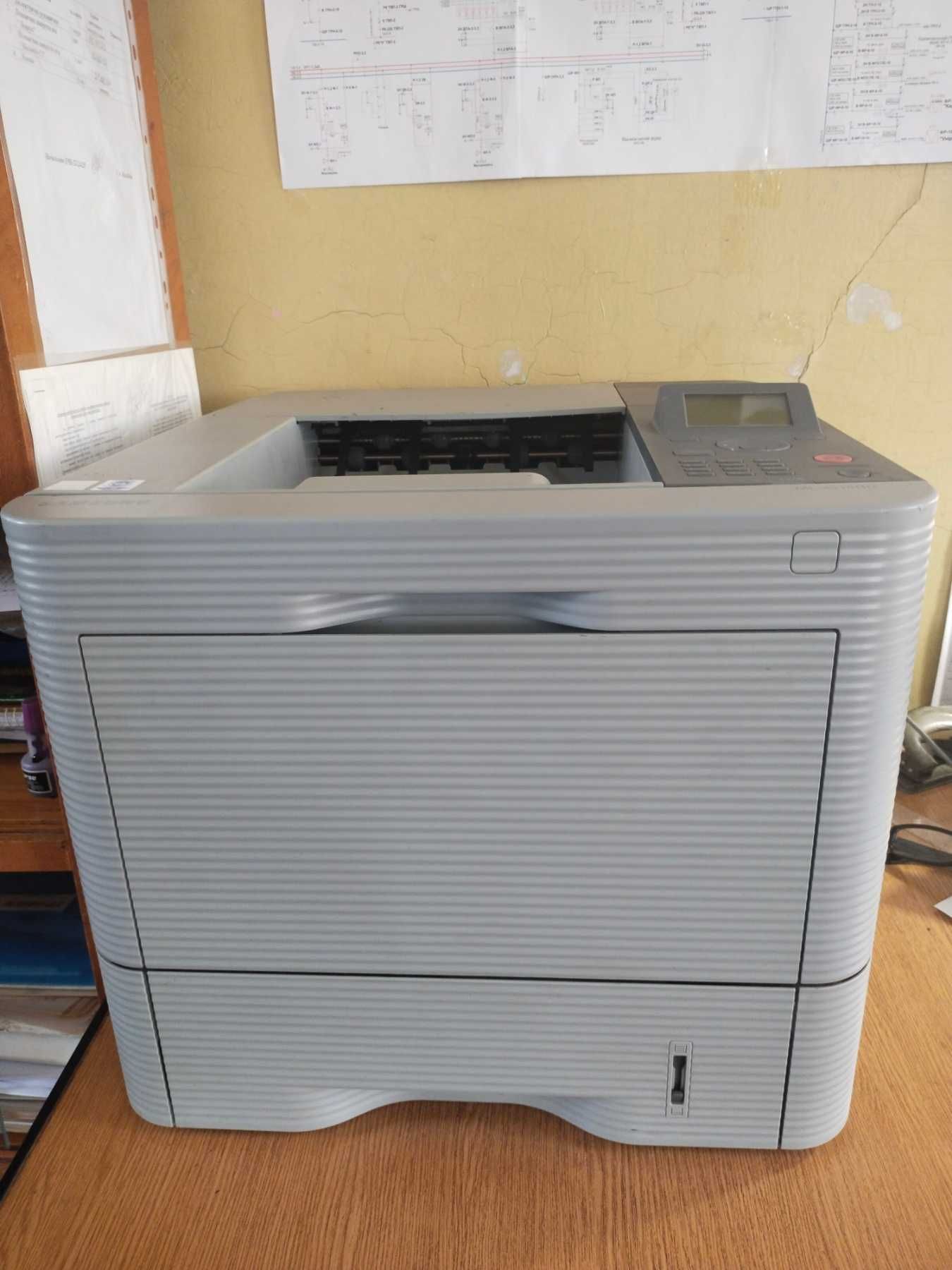 продам принтер самсунг ML4510ND