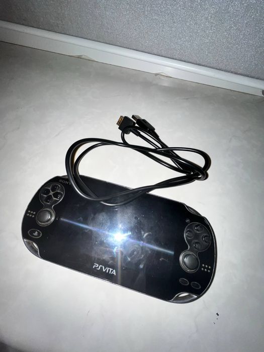 Приставка PS Vita