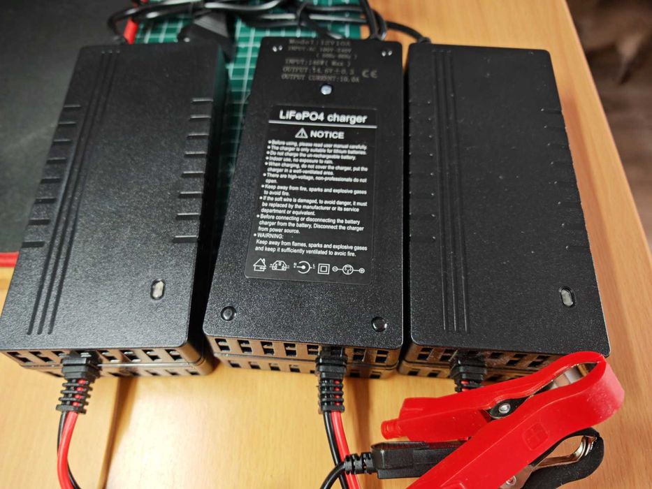 Зарядное устройство VariCore 14,6В 10А/20А и для 12В АКБ