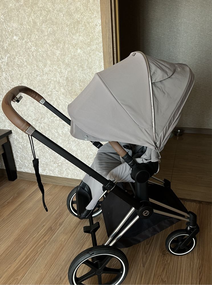 Cybex Priam в дуже гарному стані