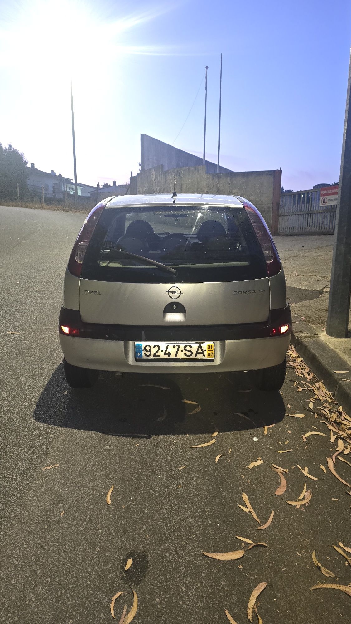 Opel Corsa 1.2 (2001) – Ideal para o Dia a Dia!