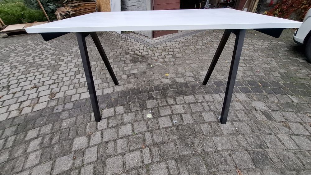 Biurko młodzieżowe IKEA