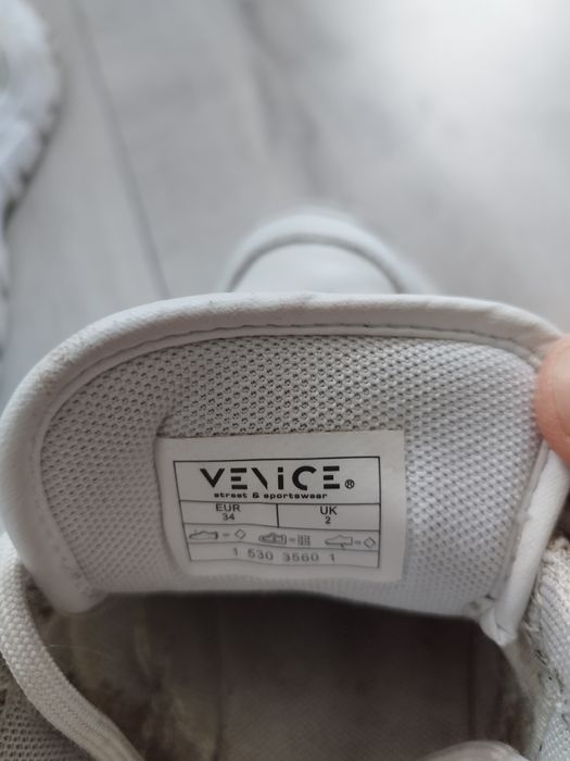 Sprzedam adidasy dziewczęce Deichmann