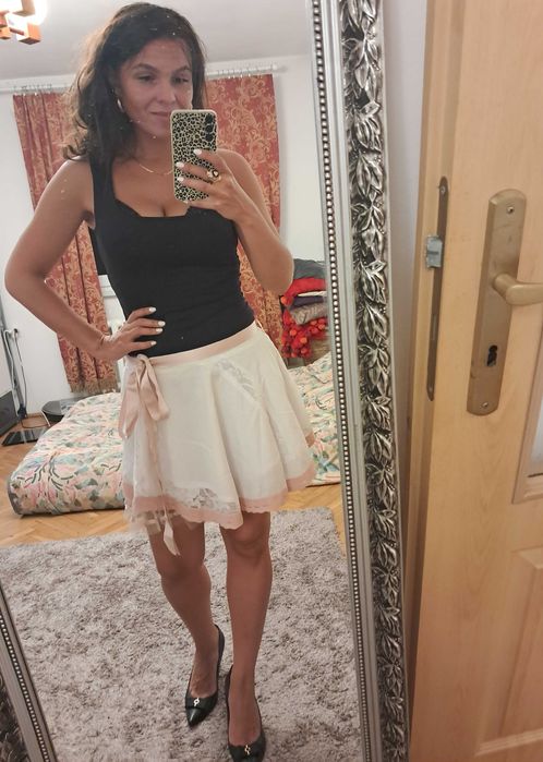 Krótka włoska letnia biała spódniczka Rinascimento rozm. M