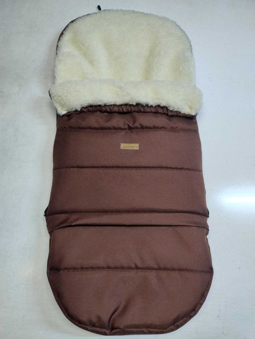 Śpiworek regulowany z owczej wełny do wózka sanek Jackmar