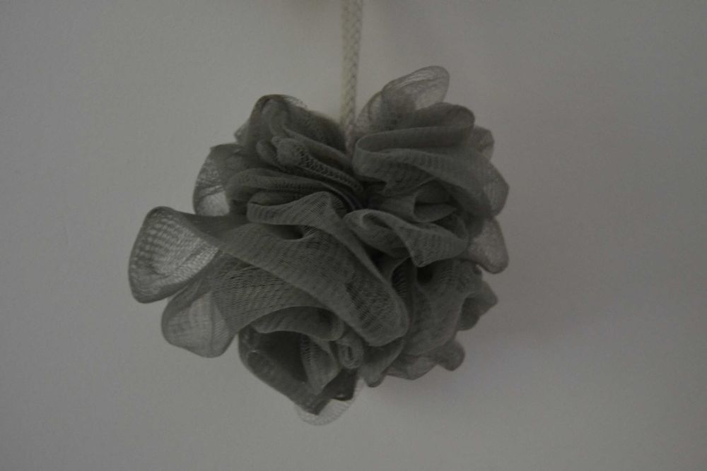 Myjka pod prysznic plastikowa siatka