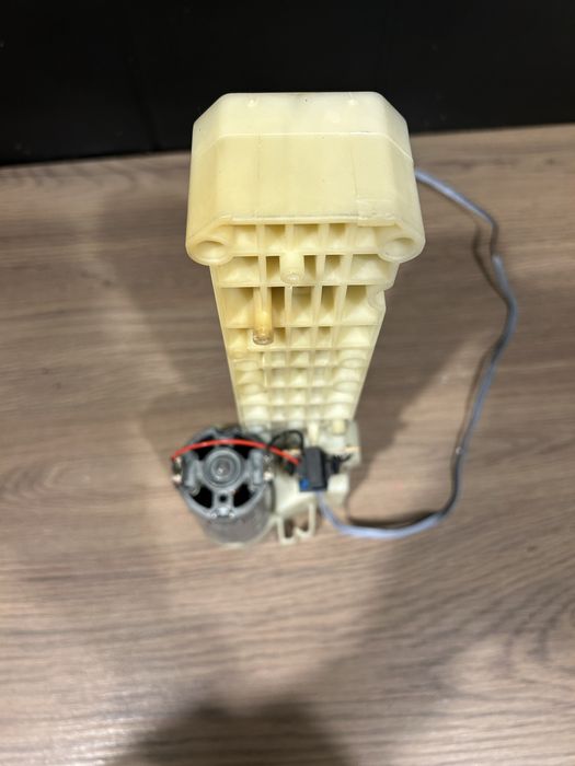 Napęd bloku mechanizm zaparzacza Delonghi