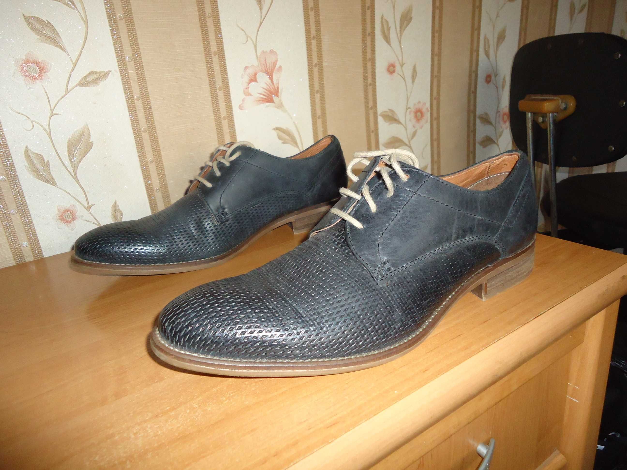 Мужские, кожаные туфли ROBERTO SANTI, размер 44(30).