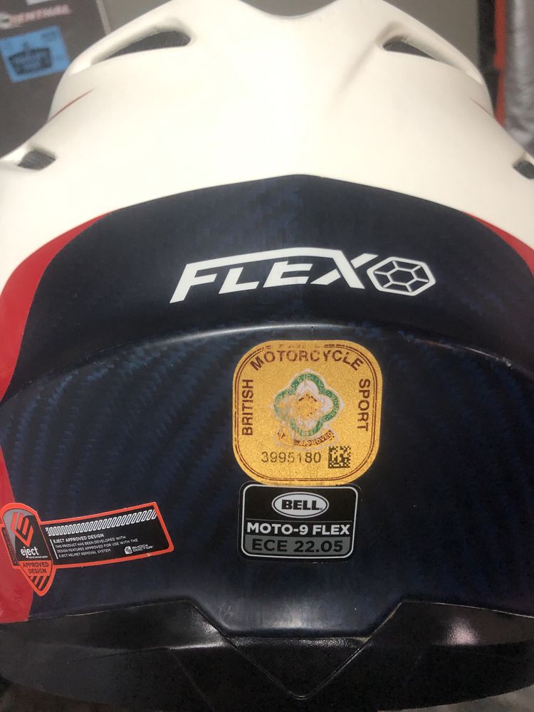 Capacete Bell moto 9 flex