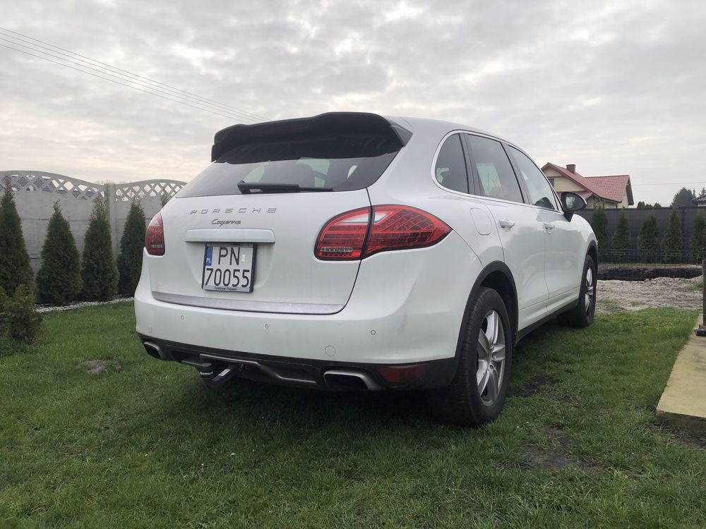 Porsche Cayenne z US rok 2014 przebieg 122 tys