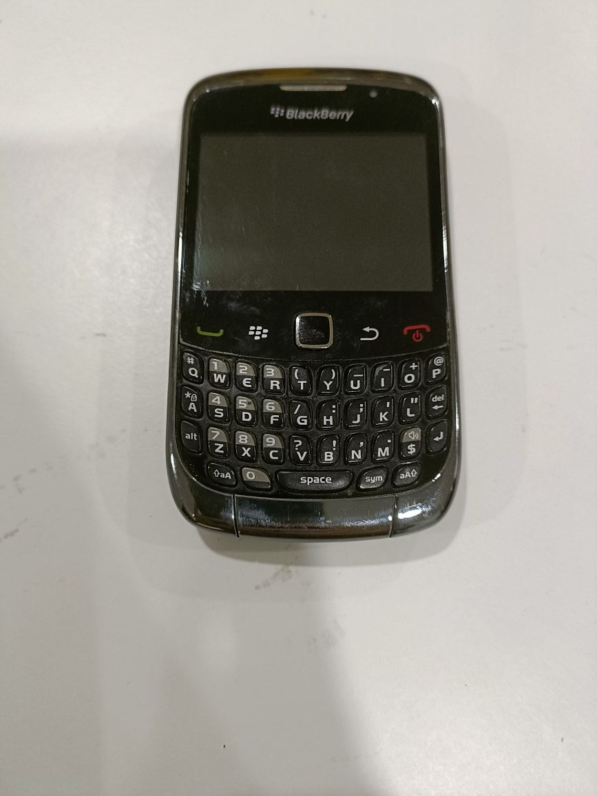 Telemóvel BlackBerry Curve 9300