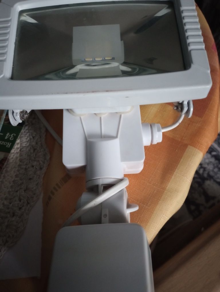 LED z czujnikiem ruchu