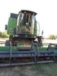 Комбайн John Deere 1075