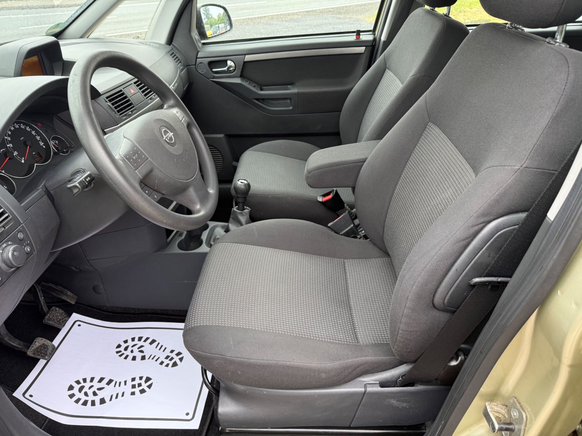 OPEL MERIVA 1 WŁASCICIEL 2009 Nowy Rozrzad Nowy Olej Bez Wkładu Klima