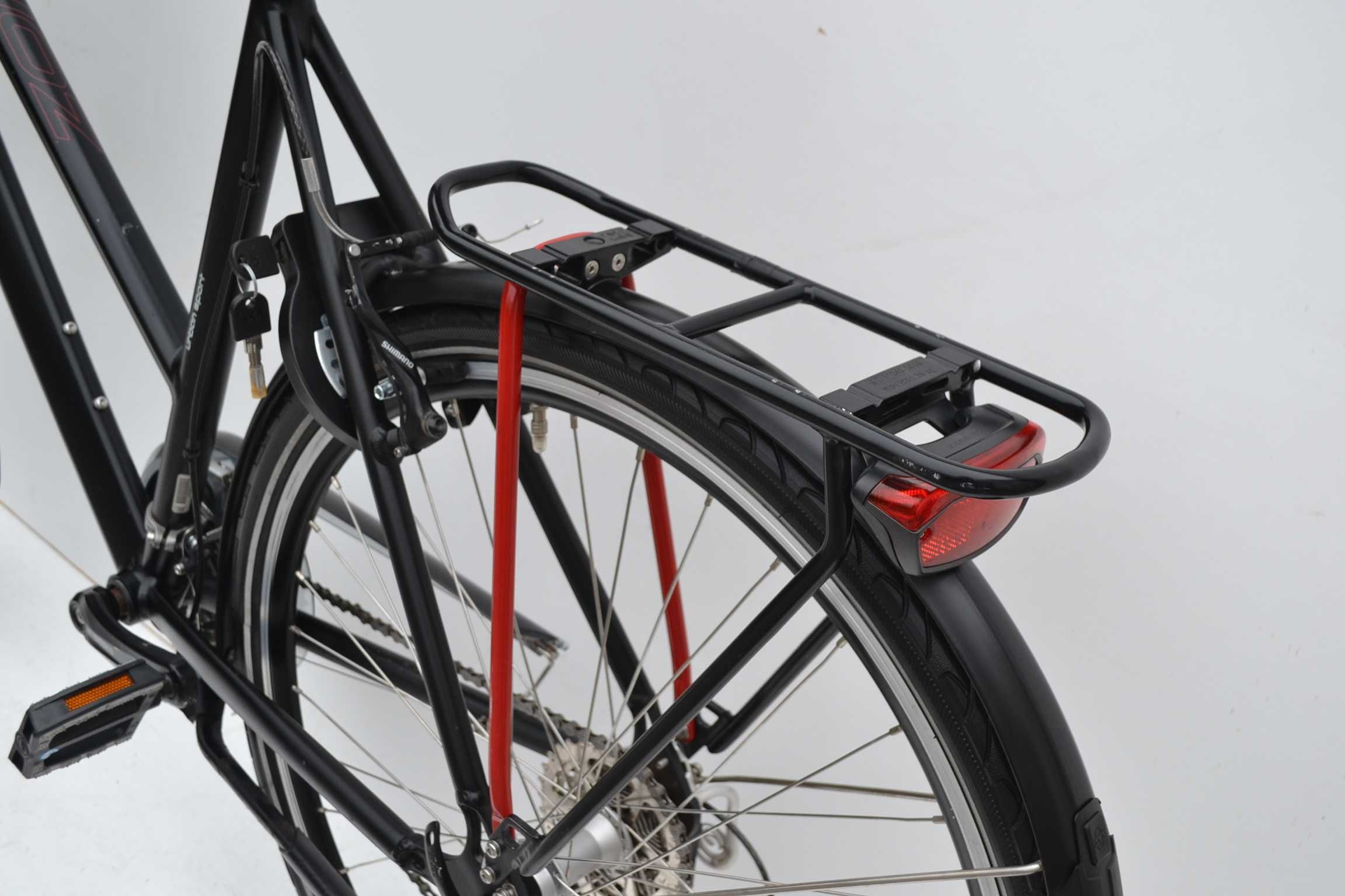 Czarny rower alu trekkingowy Batavus Zonar * koła 28'' rozmiar 57cm