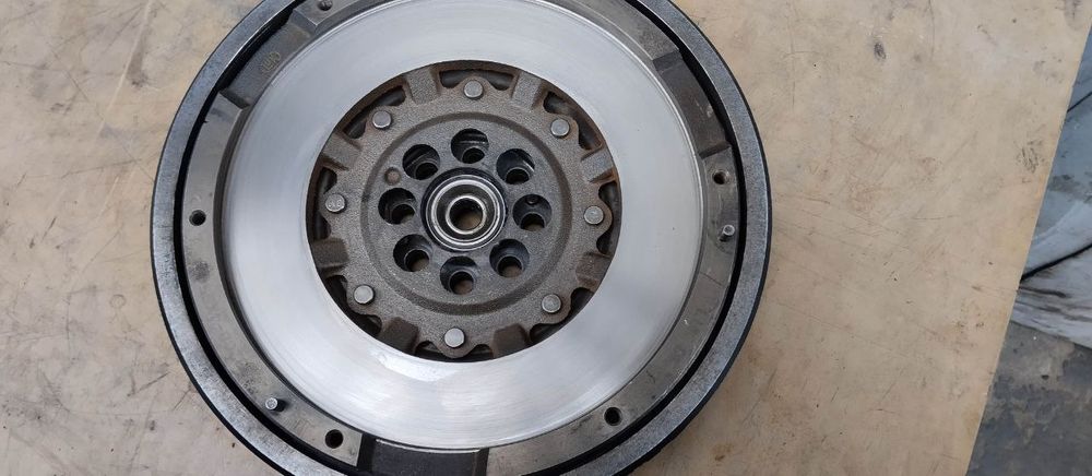 Професійний ремонт, реставрація двомасових маховиків, скупка