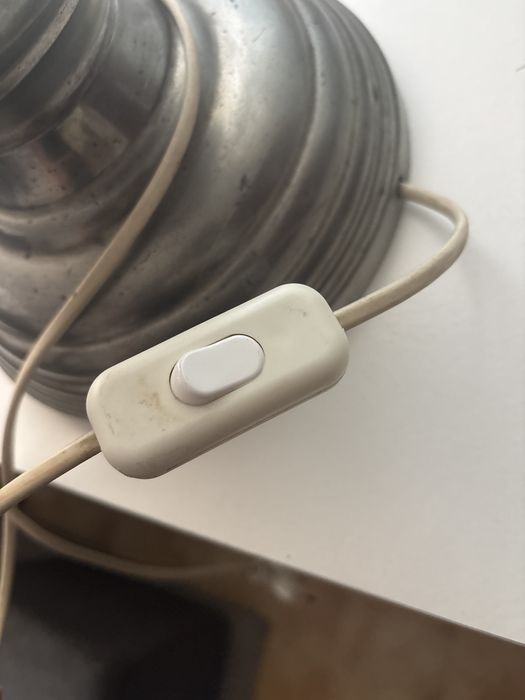 Base de candeeiro de estanho