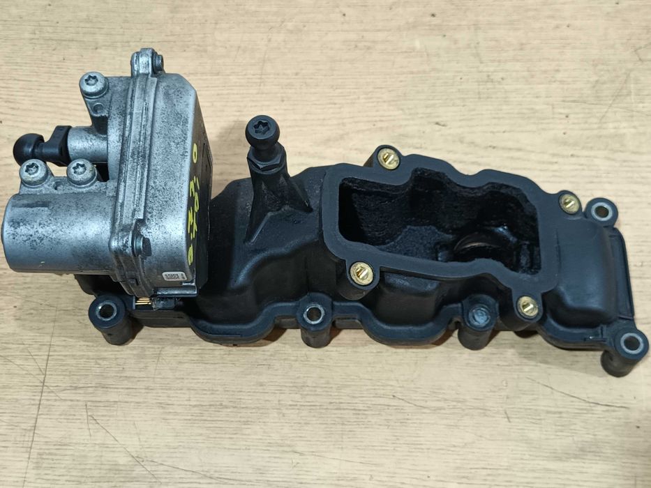 Kolektor ssący PRAWY nastawnik kolektora AUDI 2.7 3.0 TDI A6 C6 Q7 A4