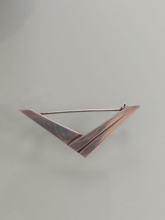 Lindo broche vintage de prata. Estado muito bom