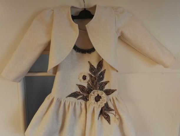 Śliczna zimowa wyjątkowa sukienka z bolerkiem 3-3.5 latka