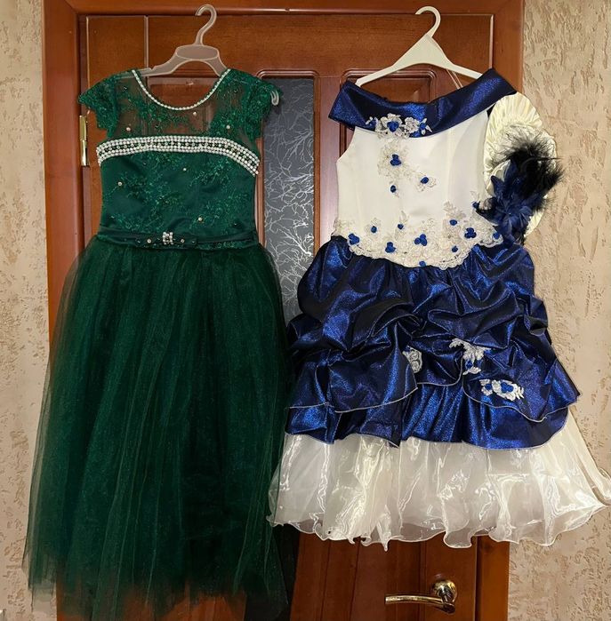 Новогодние костюмы и платья