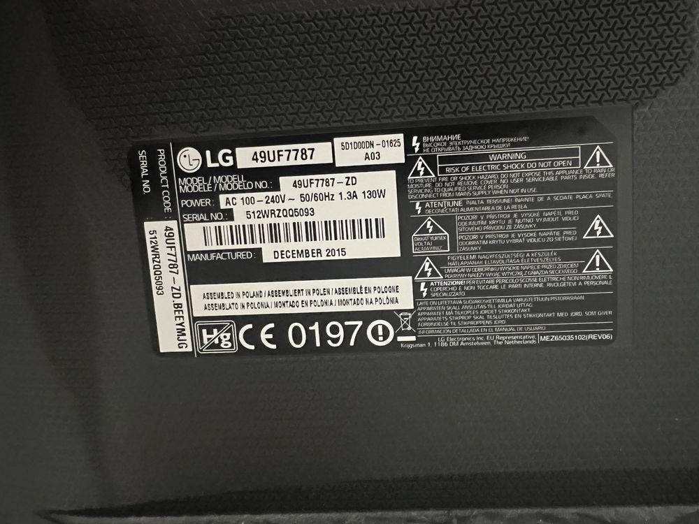 Продам телевизор LG 49UF7787