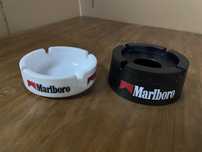 Cinzeiros Marlboro conjunto de 2 unidades novos
