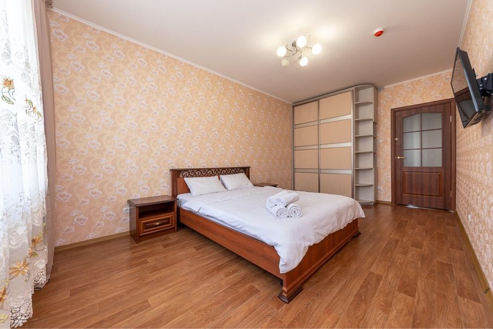 Єлизавети Чавдар 34, ст.  М Позняки, Осокорки