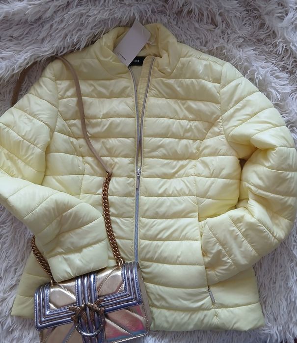 Nowa żółta kurtka Reserved