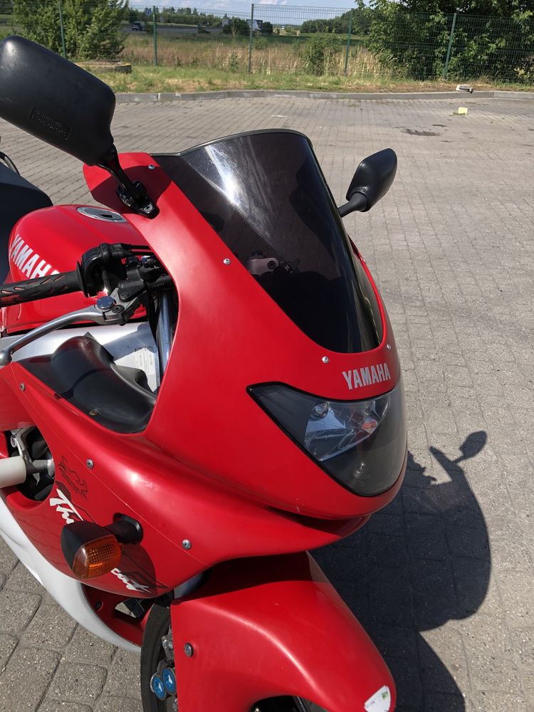 Yamaha yzf600r thundercat