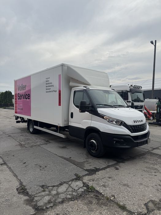Kontener Iveco Daily Winda Drzwi tylne Izoterma SUPER STAN