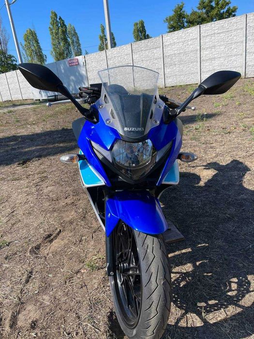 Мотоцикл Suzuki GSX250R