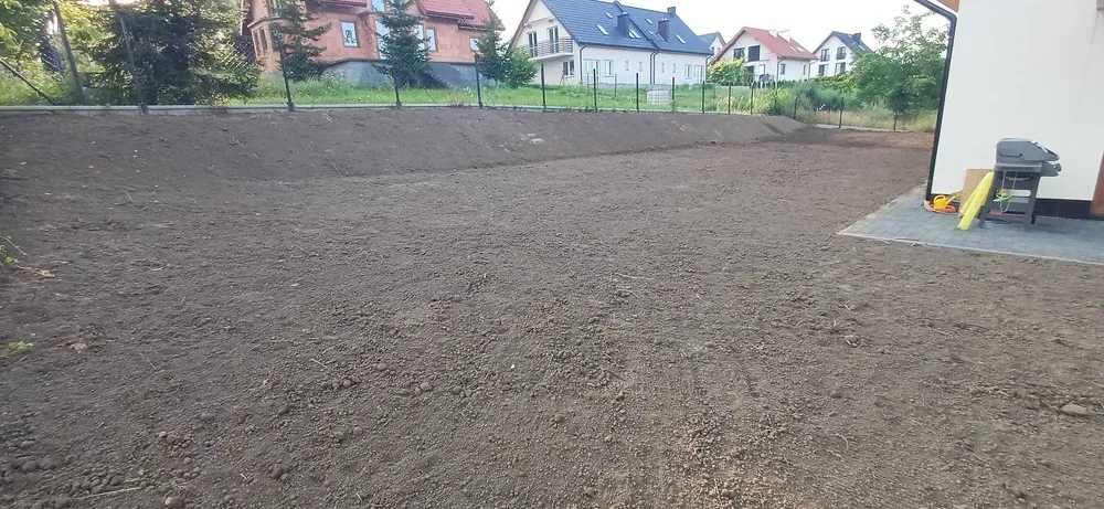 Izolacje fundamentów drenaże zbiorniki drogi podbudowy usługi koparka