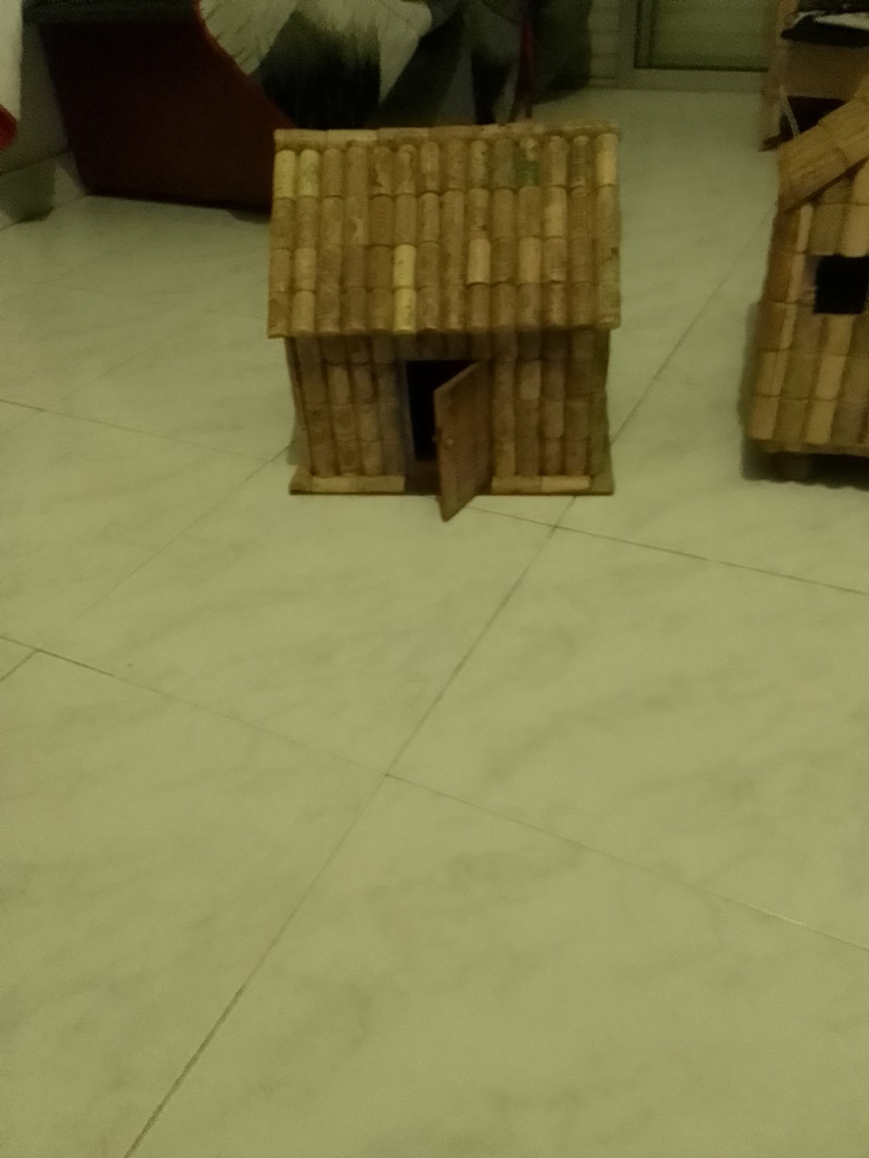 Artesanato// casas feitas em rolhas