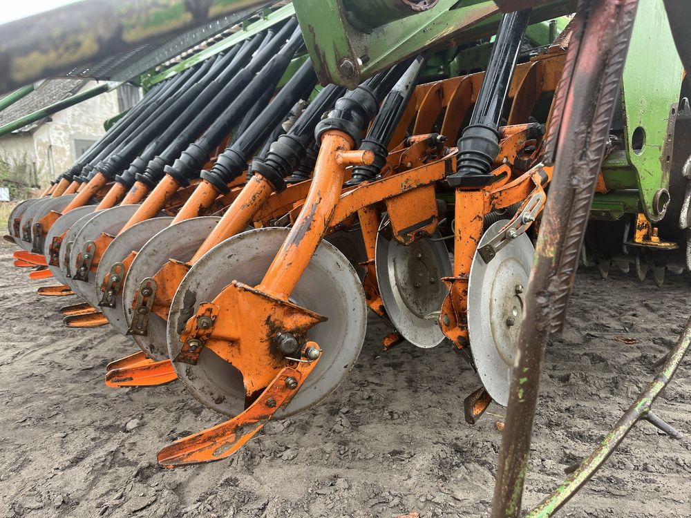 Siewnik AMAZONE AD302 + agregat KE303